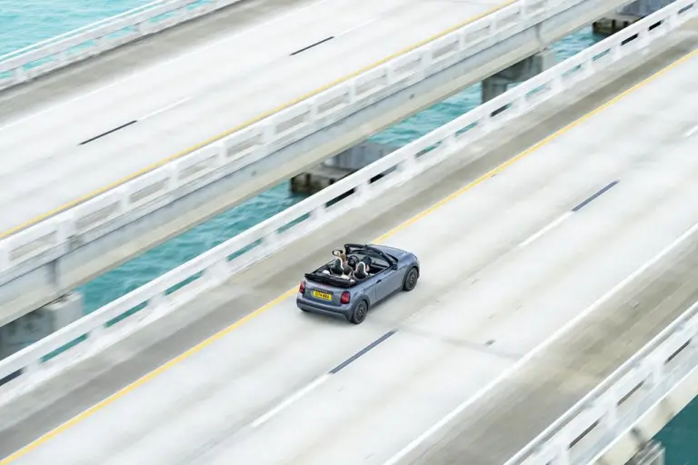 Mini Cooper Cabrio 2024 - 26