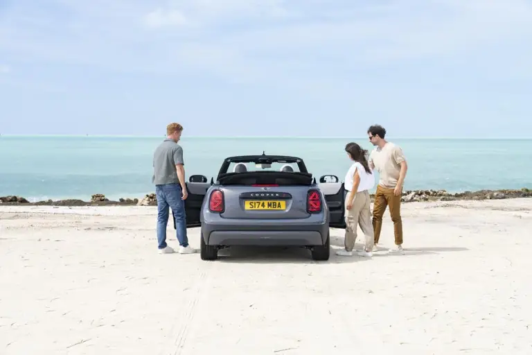 Mini Cooper Cabrio 2024 - 81