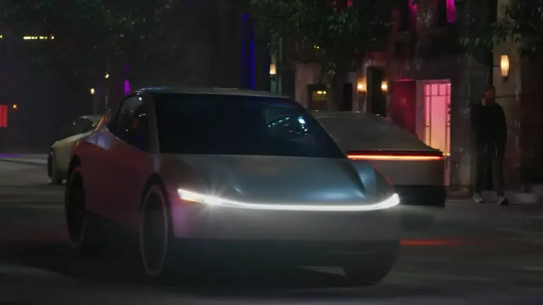 Tesla Cybercab - 17