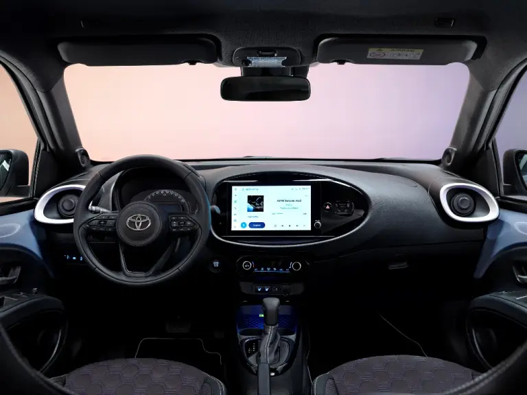 Toyota Aygo X JBL - 9