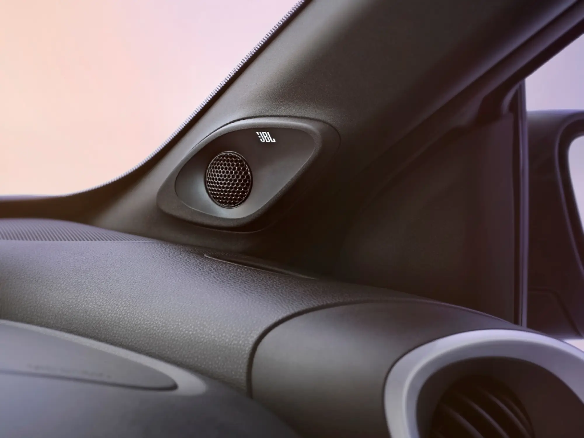 Toyota Aygo X JBL - 11