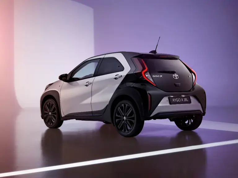 Toyota Aygo X JBL - 5