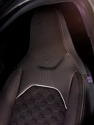 Toyota Aygo X JBL - 2