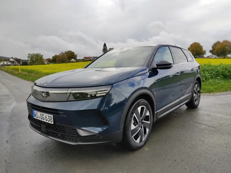 Opel Grandland 2024 - Prova Francoforte - 24