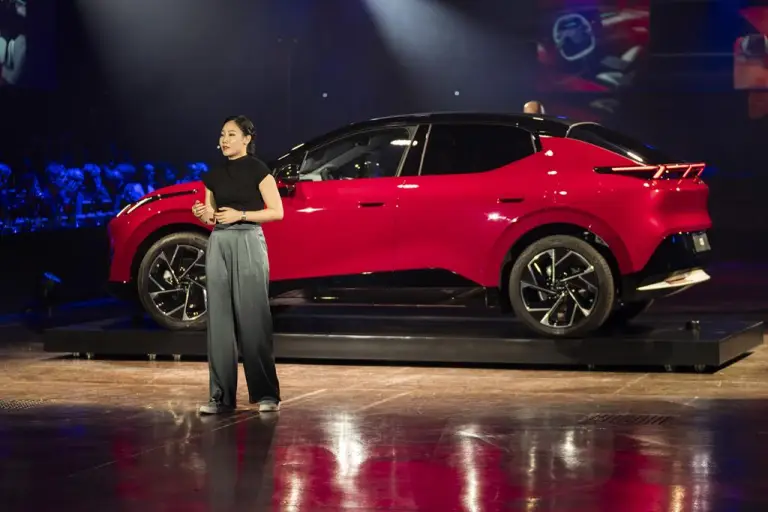 Lynk e Co 02 - 11