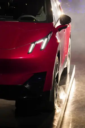 Lynk e Co 02 - 17