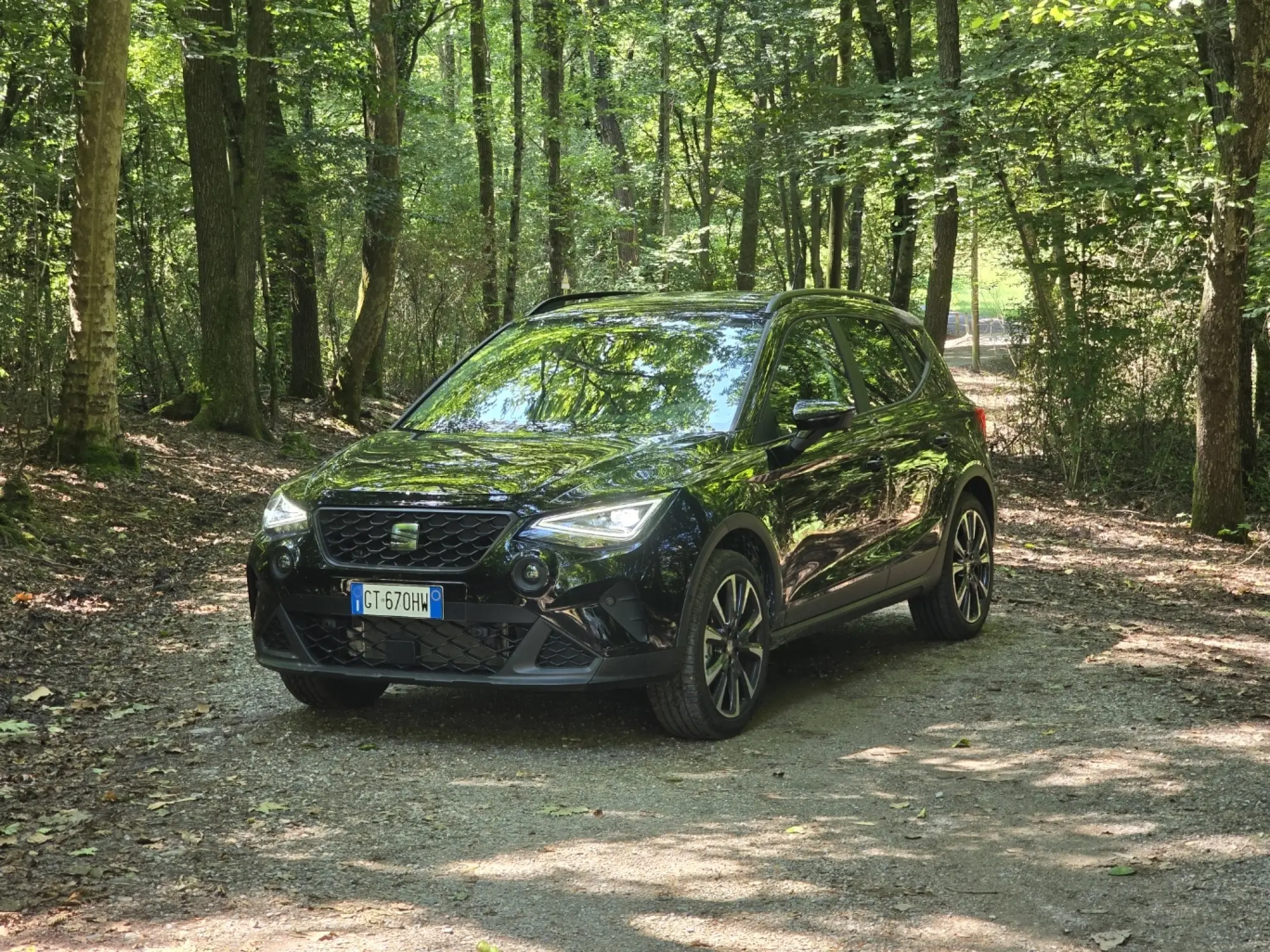 Seat Arona Black Edition 2024: Come e Come Va - 5