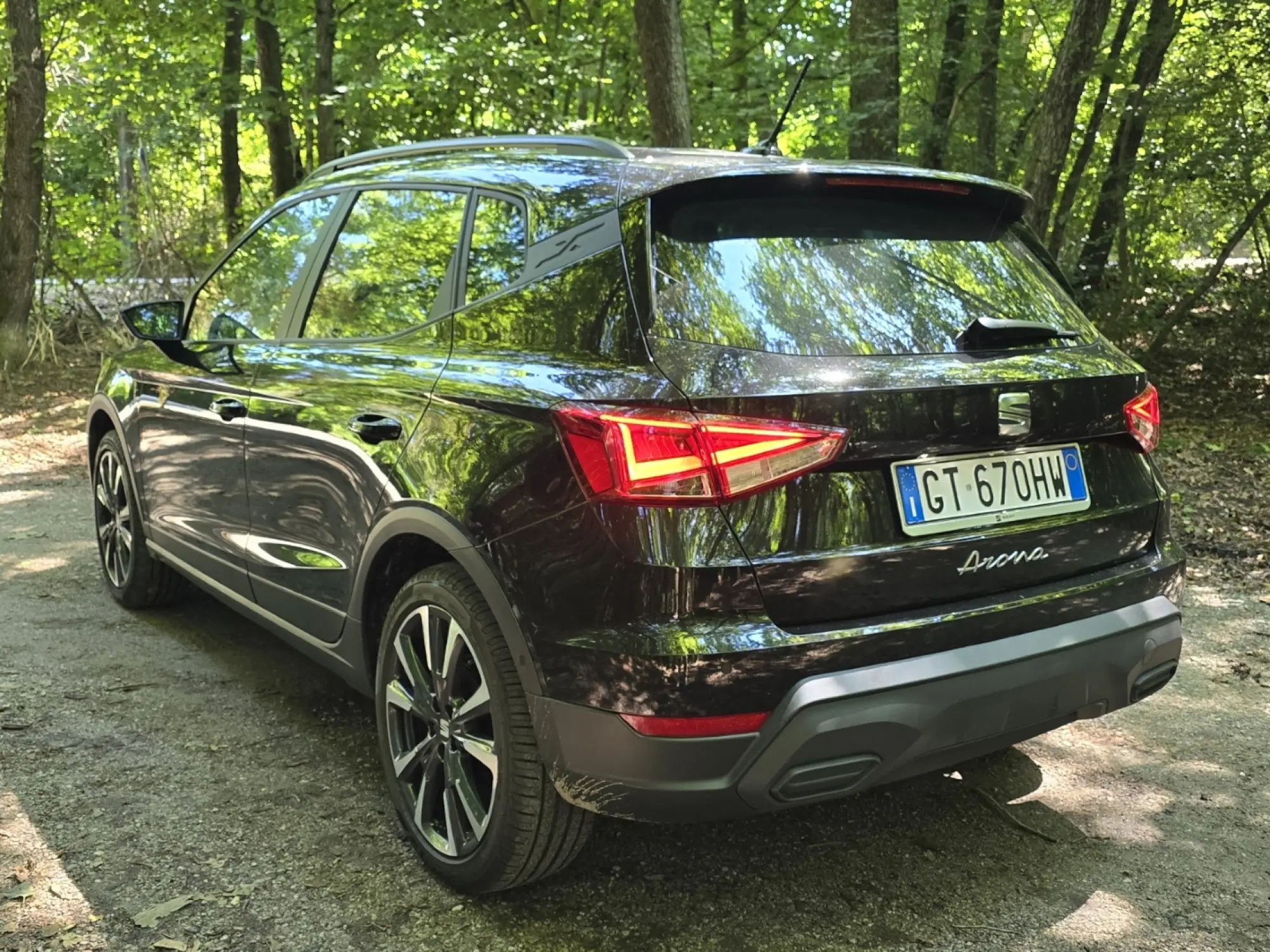 Seat Arona Black Edition 2024: Come e Come Va - 7