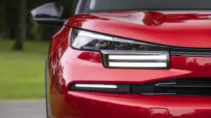 Citroen C4 e C4 X 2025 - 1