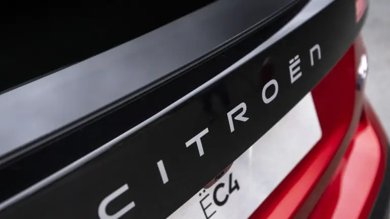 Citroen C4 e C4 X 2025 - 13