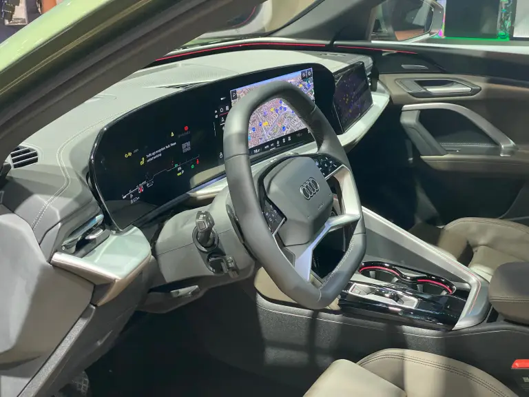 Audi Q5 2025 - Salone di Parigi 2024 - 5