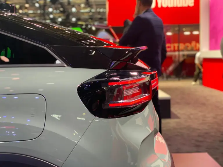 Citroen C4 elettrica - Salone di Parigi 2024 - 2