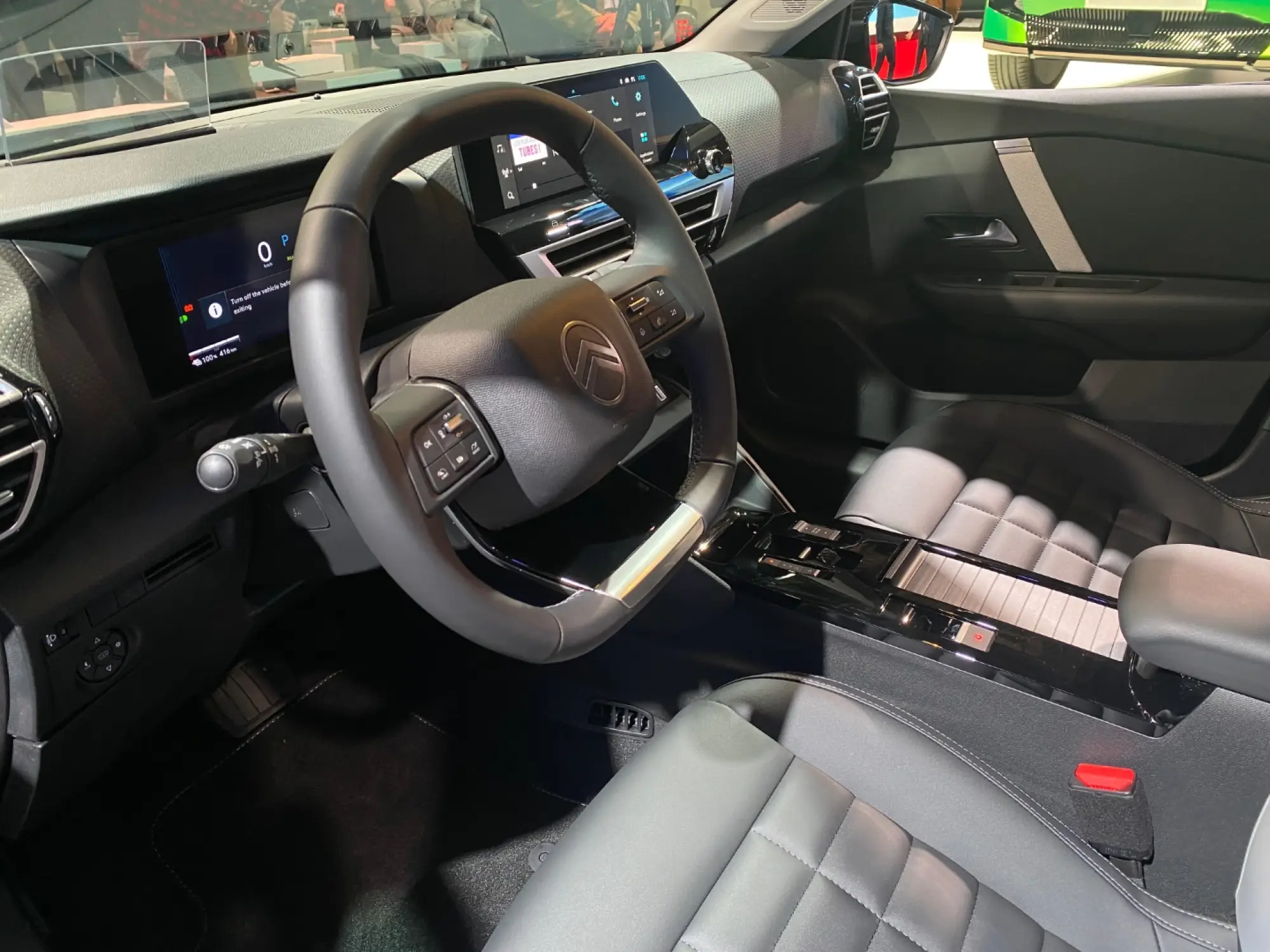 Citroen C4 elettrica - Salone di Parigi 2024 - 7