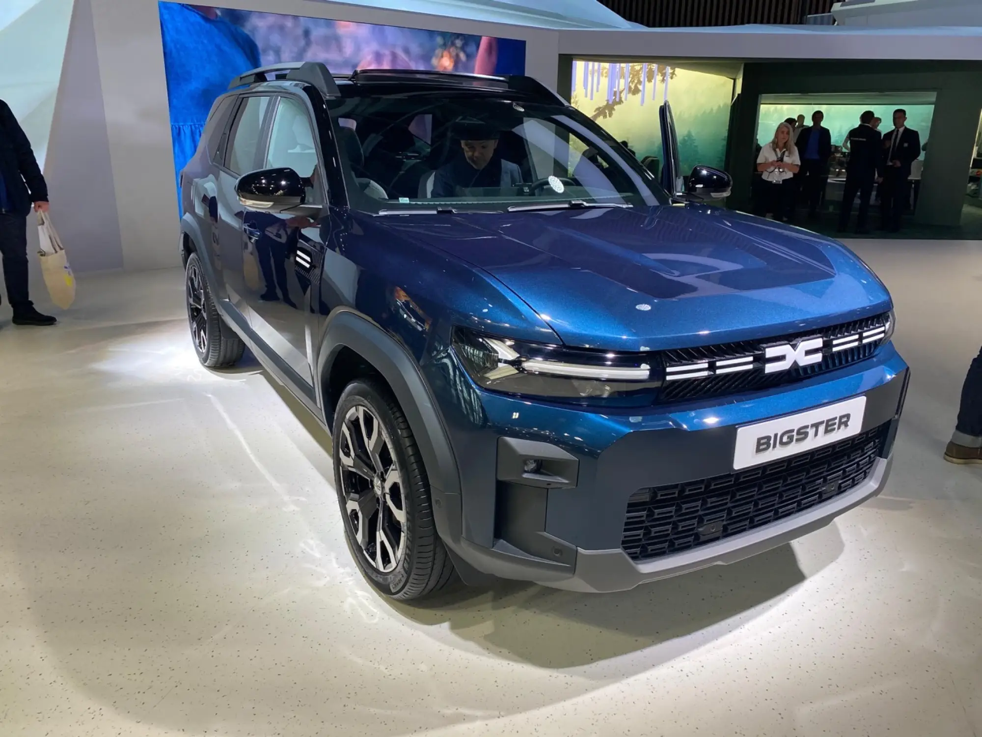 Dacia Bigster - Salone di Parigi 2024 - 1