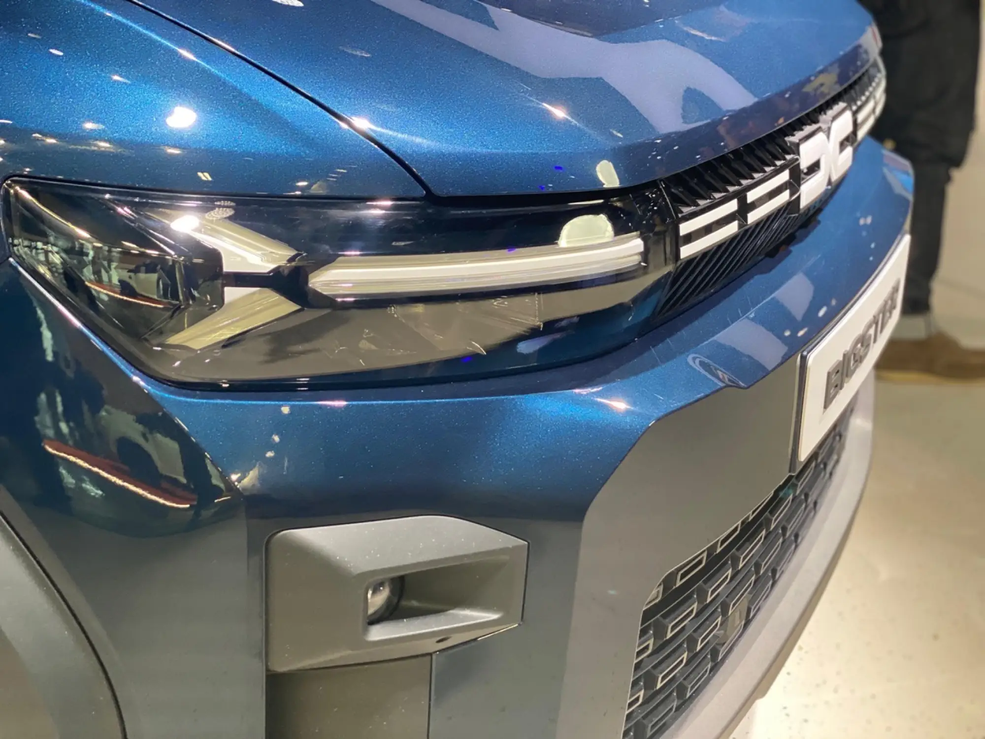 Dacia Bigster - Salone di Parigi 2024 - 2