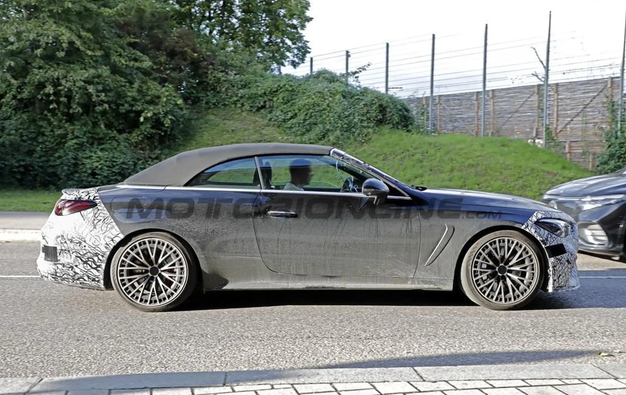 Mercedes-AMG CLE 63 Cabrio 2025 - Foto spia 14-10-2024 - 5