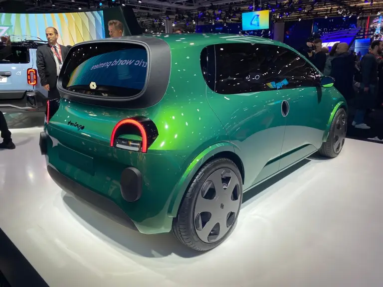 Renault Twingo E-Tech Electric Prototype - Salone di Parigi 2024 - 9