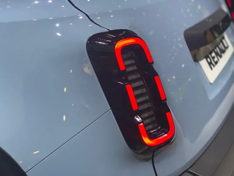 Renault 4 E-Tech Electric - Salone di Parigi 2024 - 4