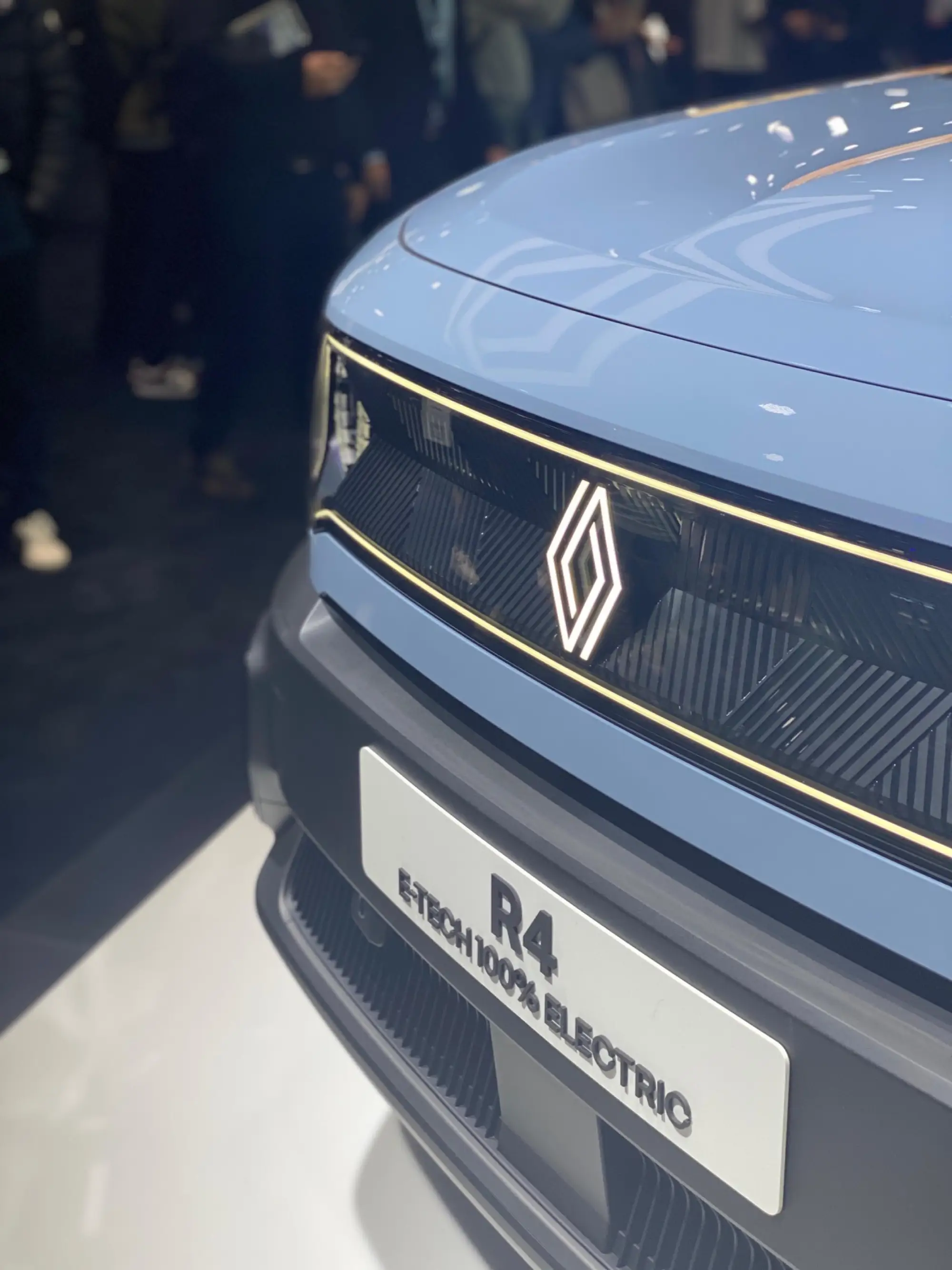 Renault 4 E-Tech Electric - Salone di Parigi 2024 - 11