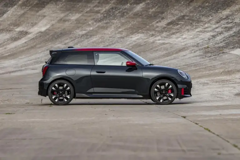 Mini John Cooper Works Electric e Aceman John Cooper Works - 100
