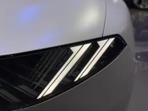BMW Vision Neue Klasse e Vision Neue Klasse X - Salone di Parigi 2024 - 1