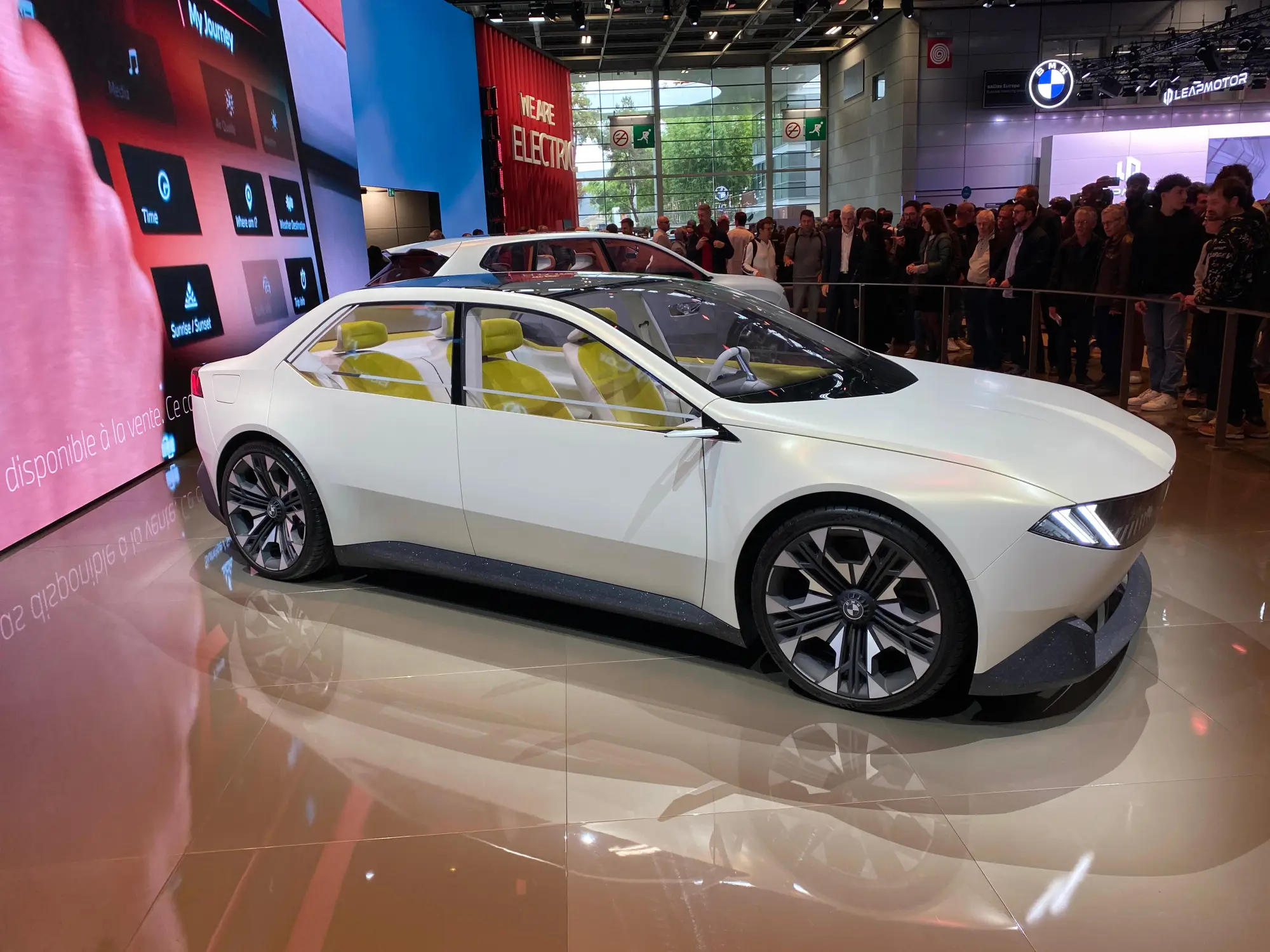 BMW Vision Neue Klasse e Vision Neue Klasse X - Salone di Parigi 2024 - 4