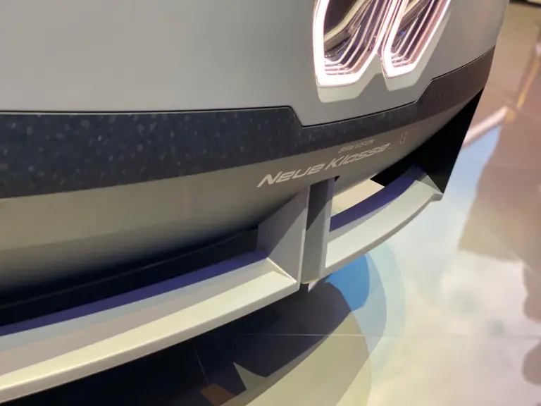 BMW Vision Neue Klasse e Vision Neue Klasse X - Salone di Parigi 2024 - 14