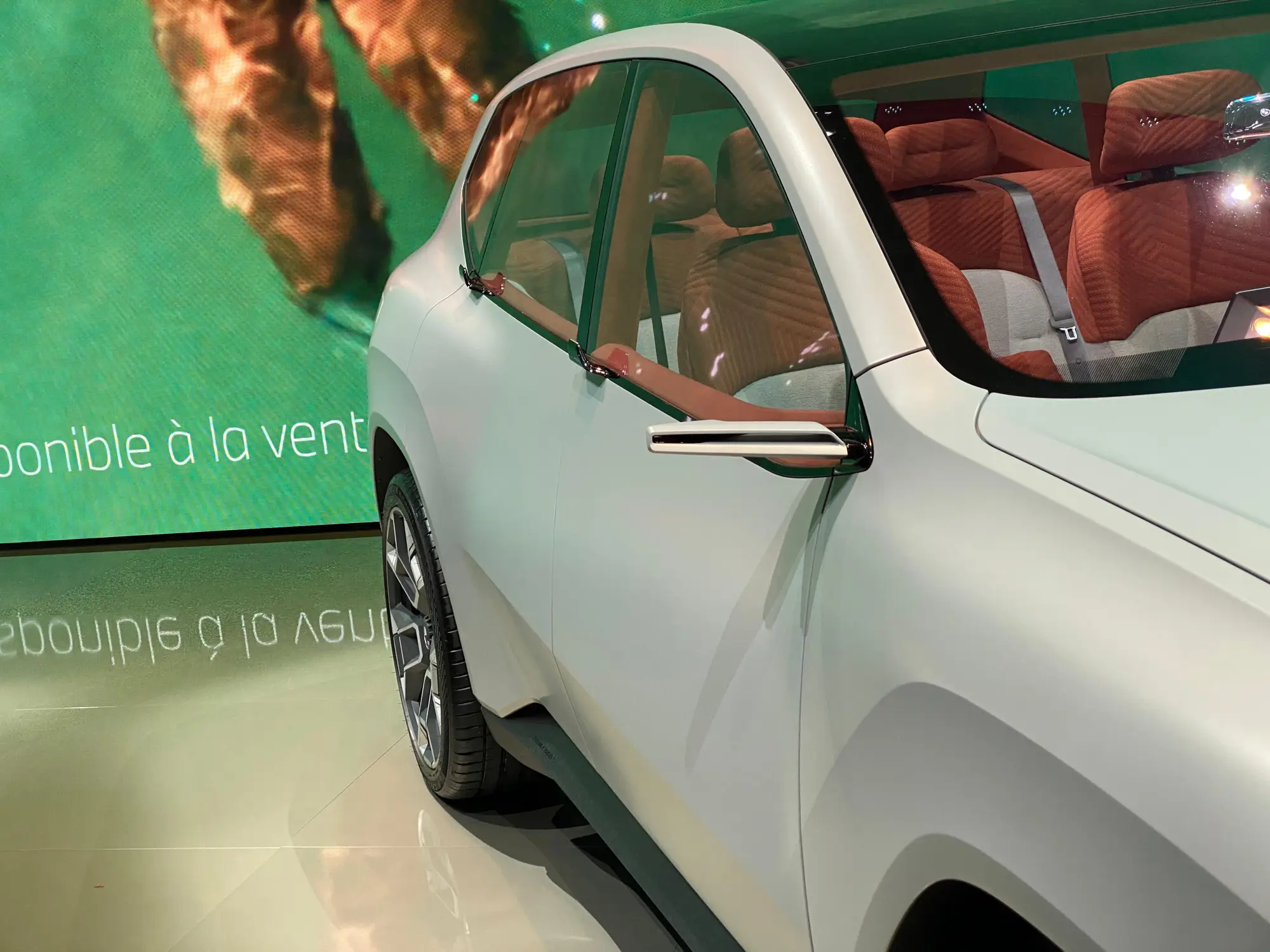 BMW Vision Neue Klasse e Vision Neue Klasse X - Salone di Parigi 2024 - 8