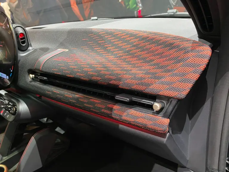 Mini John Cooper Works Electric - Salone di Parigi 2024 - 5