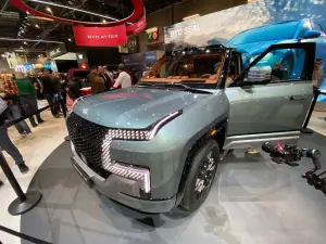 BYD Yangwang U8 - Salone di Parigi 2024 - 10