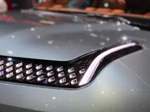 BYD Yangwang U8 - Salone di Parigi 2024 - 11