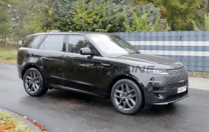 Range Rover Sport EV - Foto spia 16-10-2024 - 7