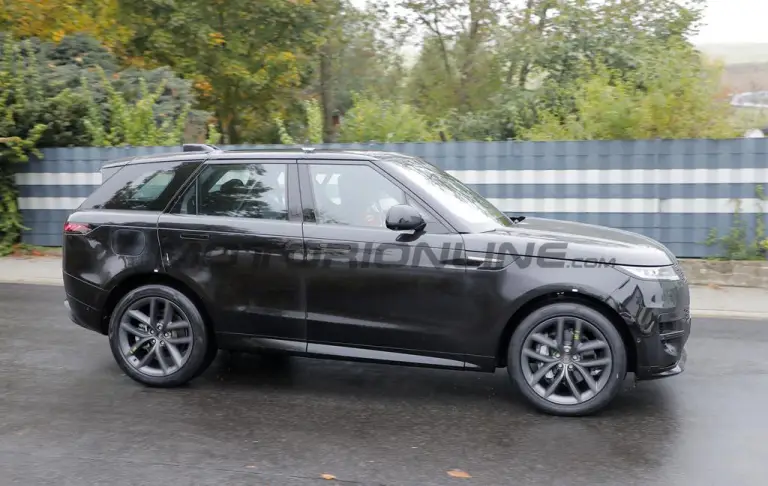 Range Rover Sport EV - Foto spia 16-10-2024 - 4