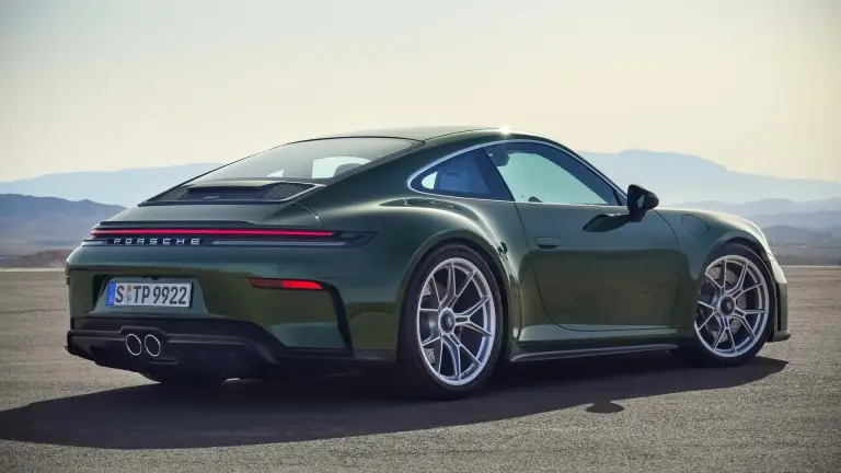 Porsche 911 GT3 2025 - 6