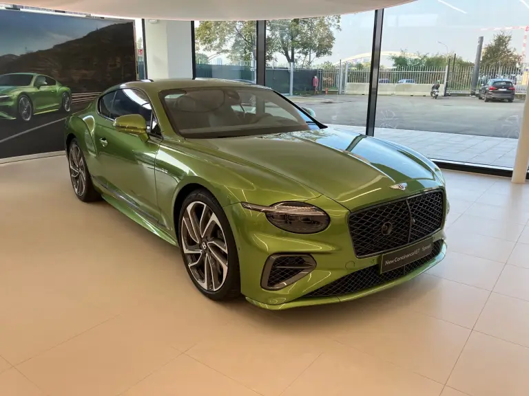 Bentley Continental GT Speed 2024 - Foto live Milano - 2