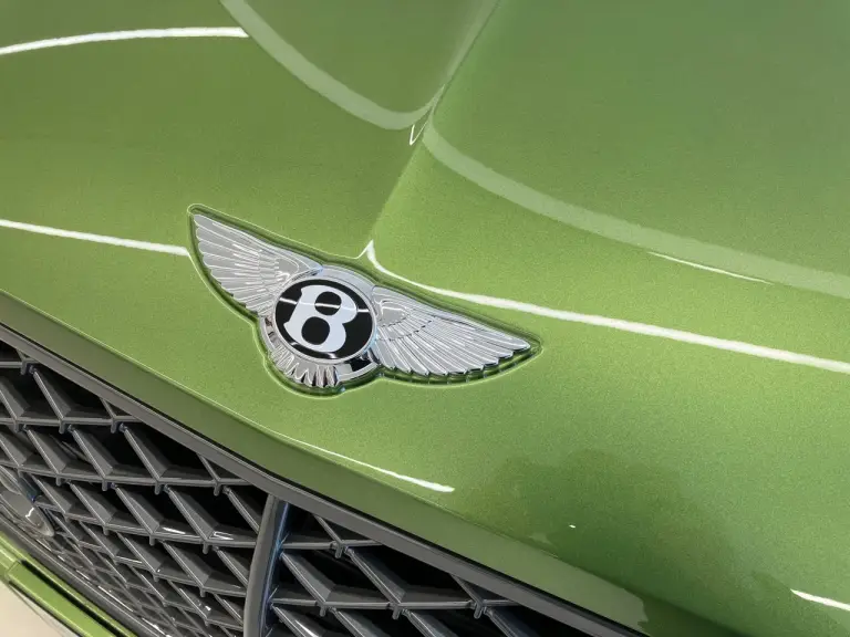Bentley Continental GT Speed 2024 - Foto live Milano - 4