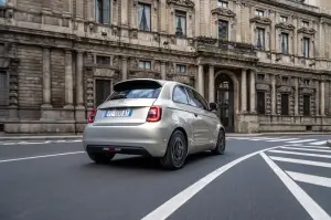Fiat 500e Giorgio Armani Collectors Edition - Foto ufficiali