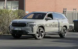 Skoda Kodiaq RS - Foto spia 23-10-2024 - 10
