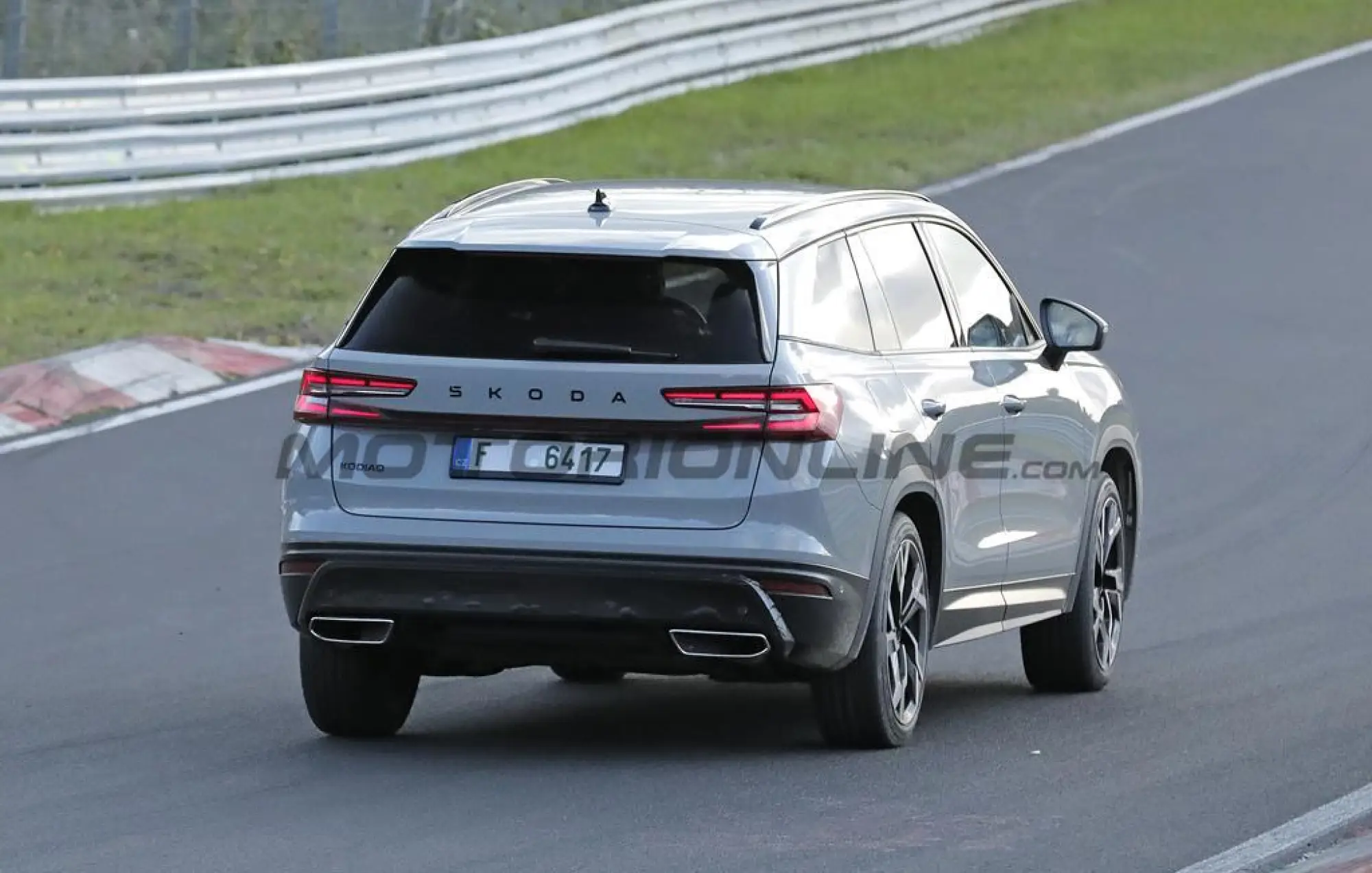 Skoda Kodiaq RS - Foto spia 23-10-2024 - 7