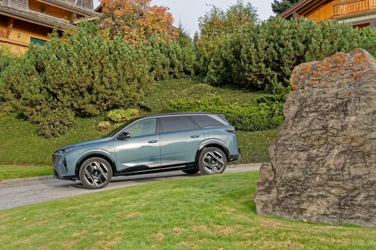 Peugeot E-5008 - Crans-Montana - 10