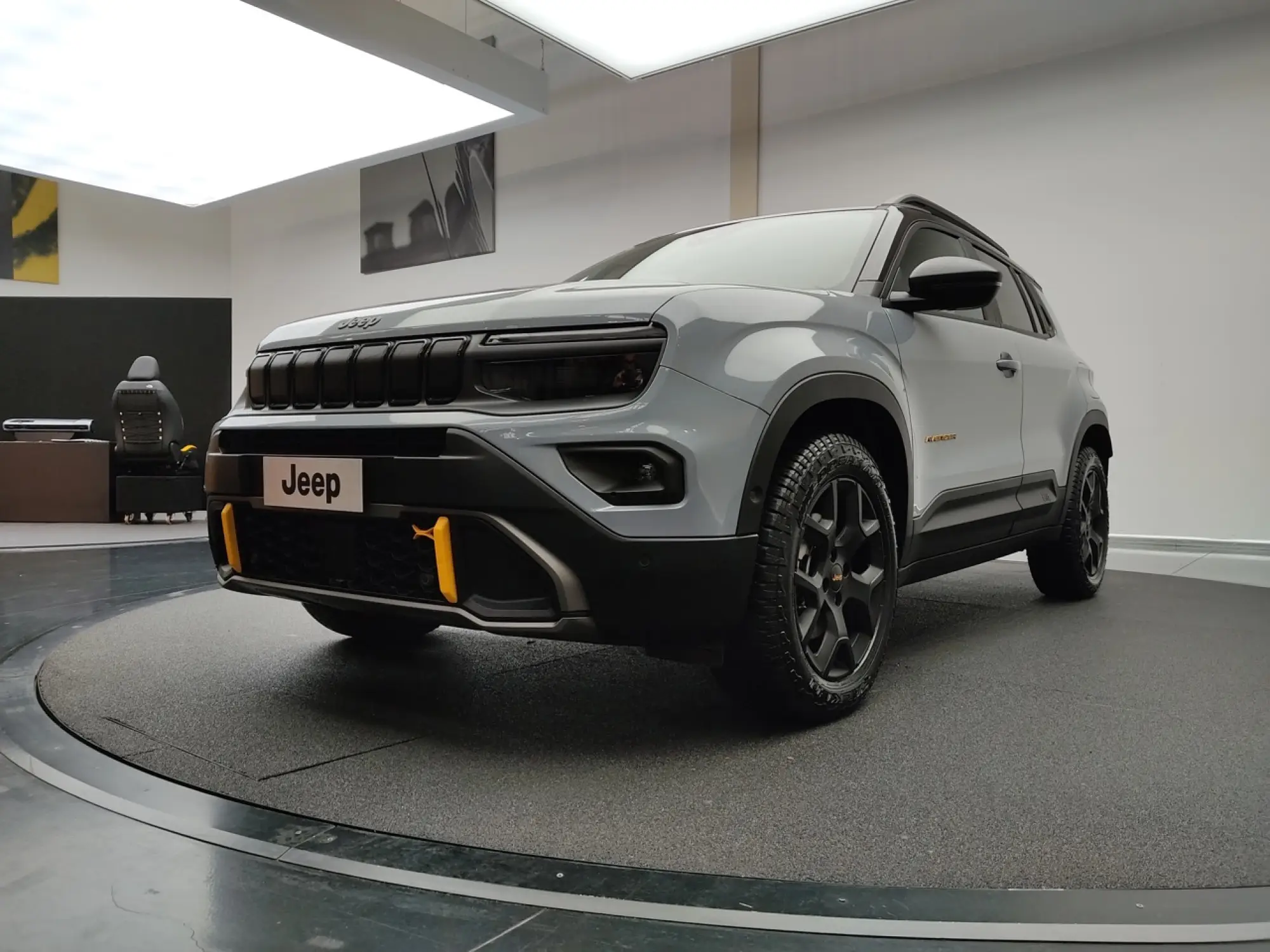 Jeep Avenger 4xe The North Face Edition - Foto live - 4