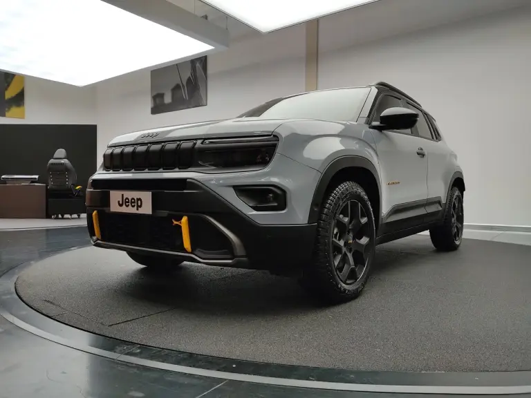 Jeep Avenger 4xe The North Face Edition - Foto live - 4