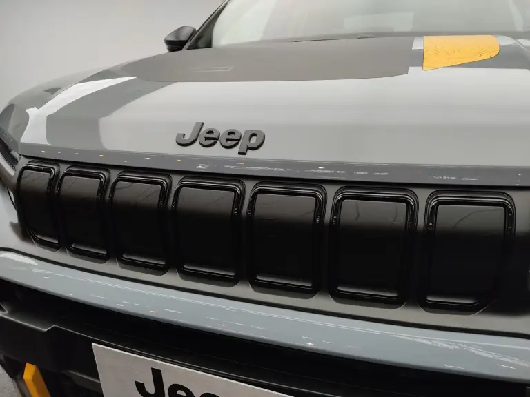 Jeep Avenger 4xe The North Face Edition - Foto live - 10