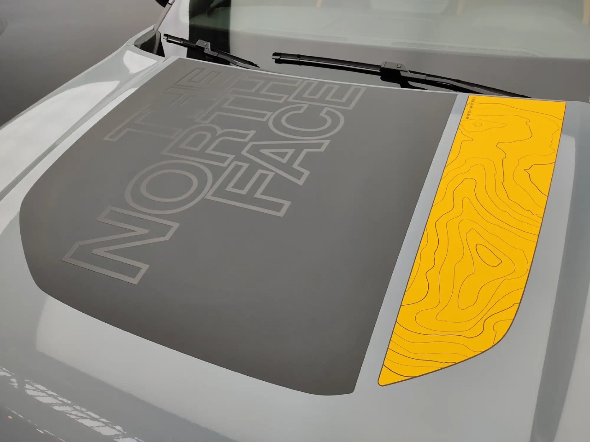 Jeep Avenger 4xe The North Face Edition - Foto live - 6