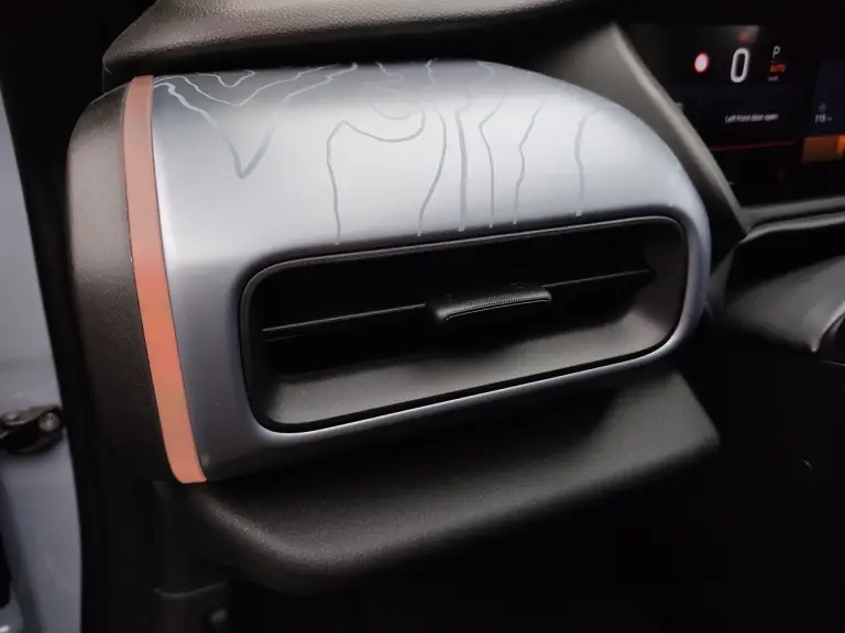 Jeep Avenger 4xe The North Face Edition - Foto live - 35