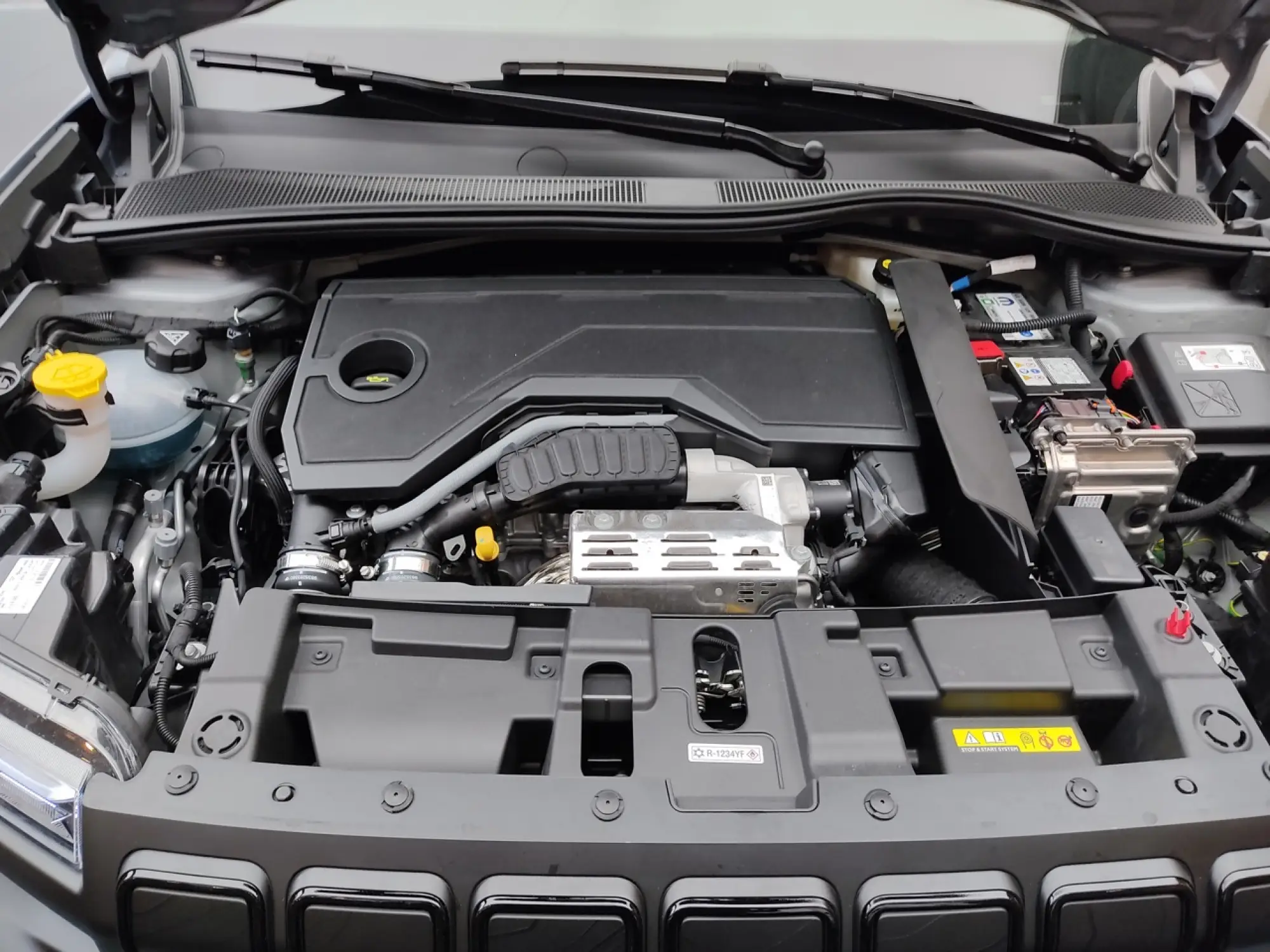 Jeep Avenger 4xe The North Face Edition - Foto live - 49