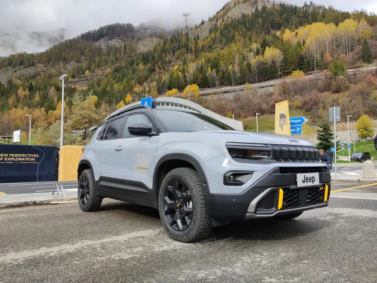 Jeep Avenger 4xe The North Face Edition - Foto live - 51