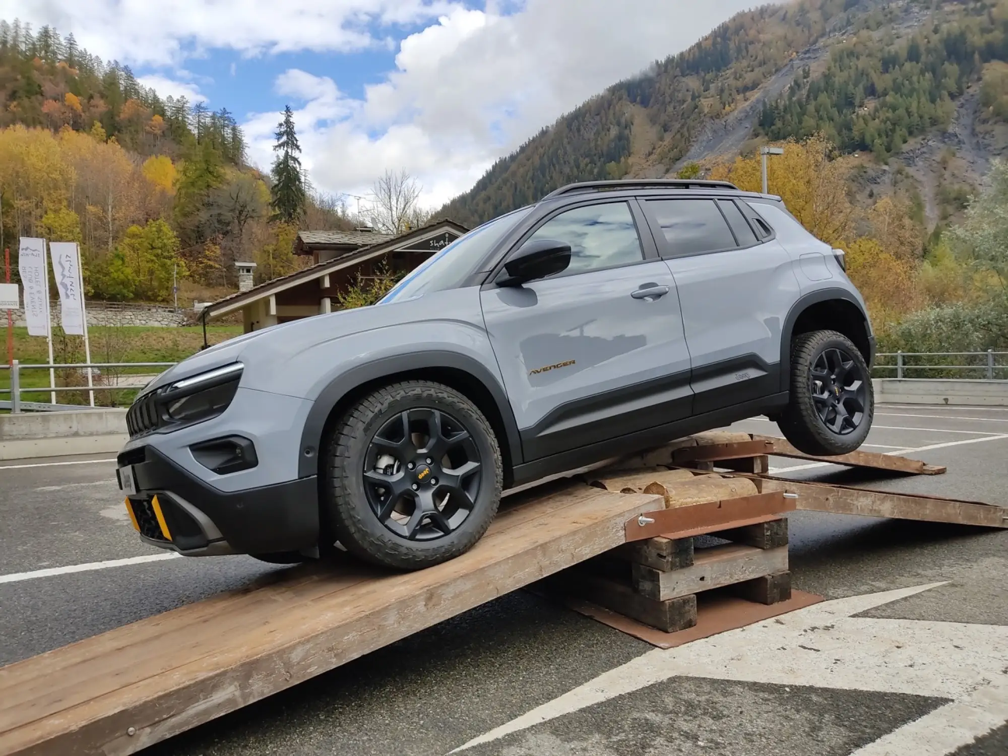 Jeep Avenger 4xe The North Face Edition - Foto live - 62