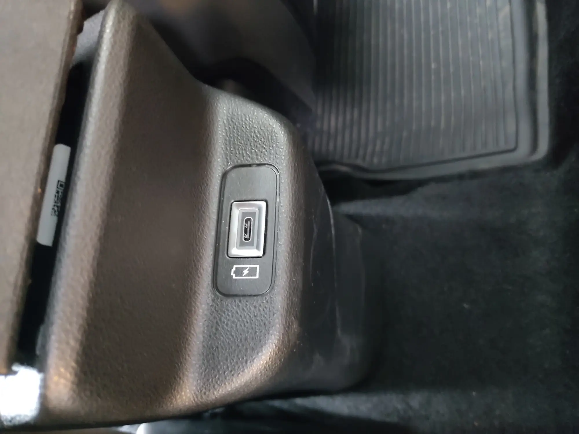 Jeep Avenger 4xe The North Face Edition - Foto live - 75