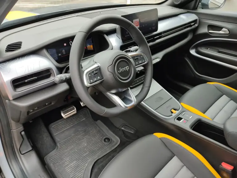 Jeep Avenger 4xe The North Face Edition - Foto live - 72
